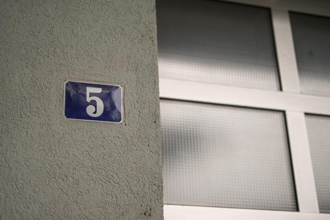 Apartman Pannonica Pin 0-24H Slavonski Brod Exteriör bild