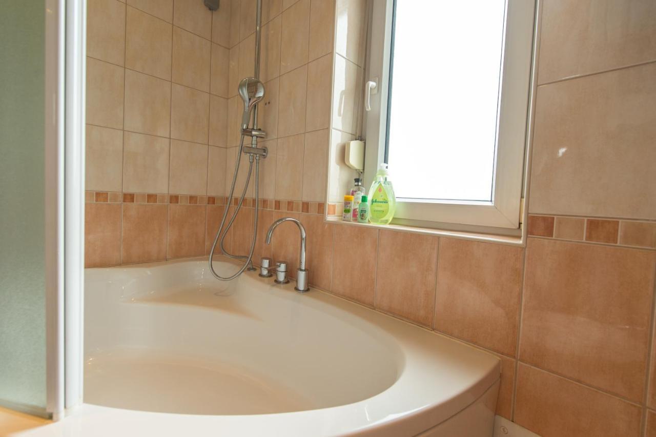 Apartman Pannonica Pin 0-24H Slavonski Brod Exteriör bild